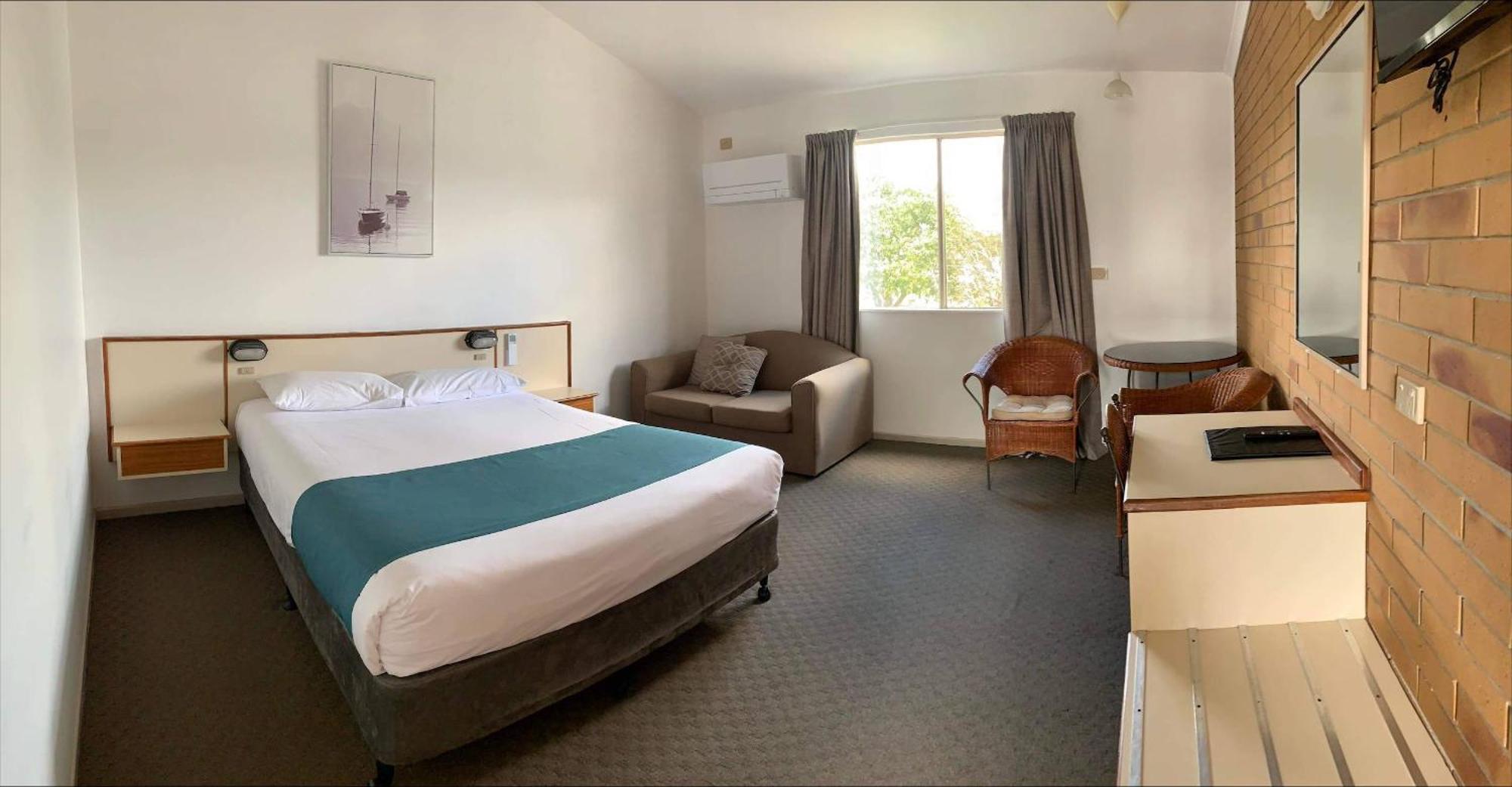 Wild Scotsman Motor Inn Gin Gin Qld Zewnętrze zdjęcie