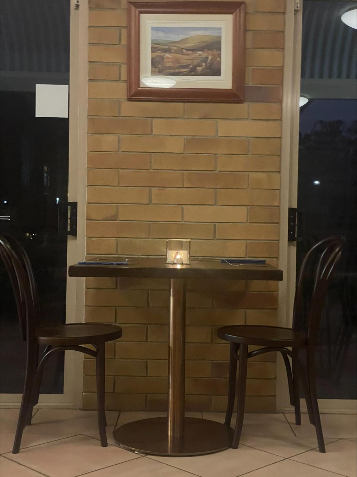 Wild Scotsman Motor Inn Gin Gin Qld Zewnętrze zdjęcie