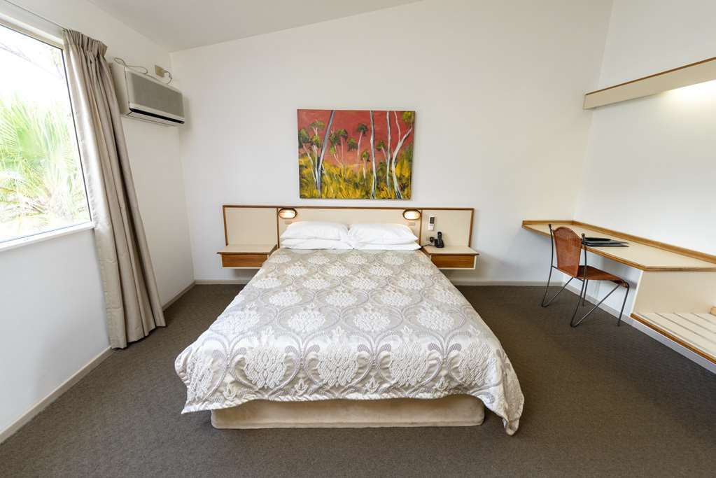Wild Scotsman Motor Inn Gin Gin Qld Pokój zdjęcie